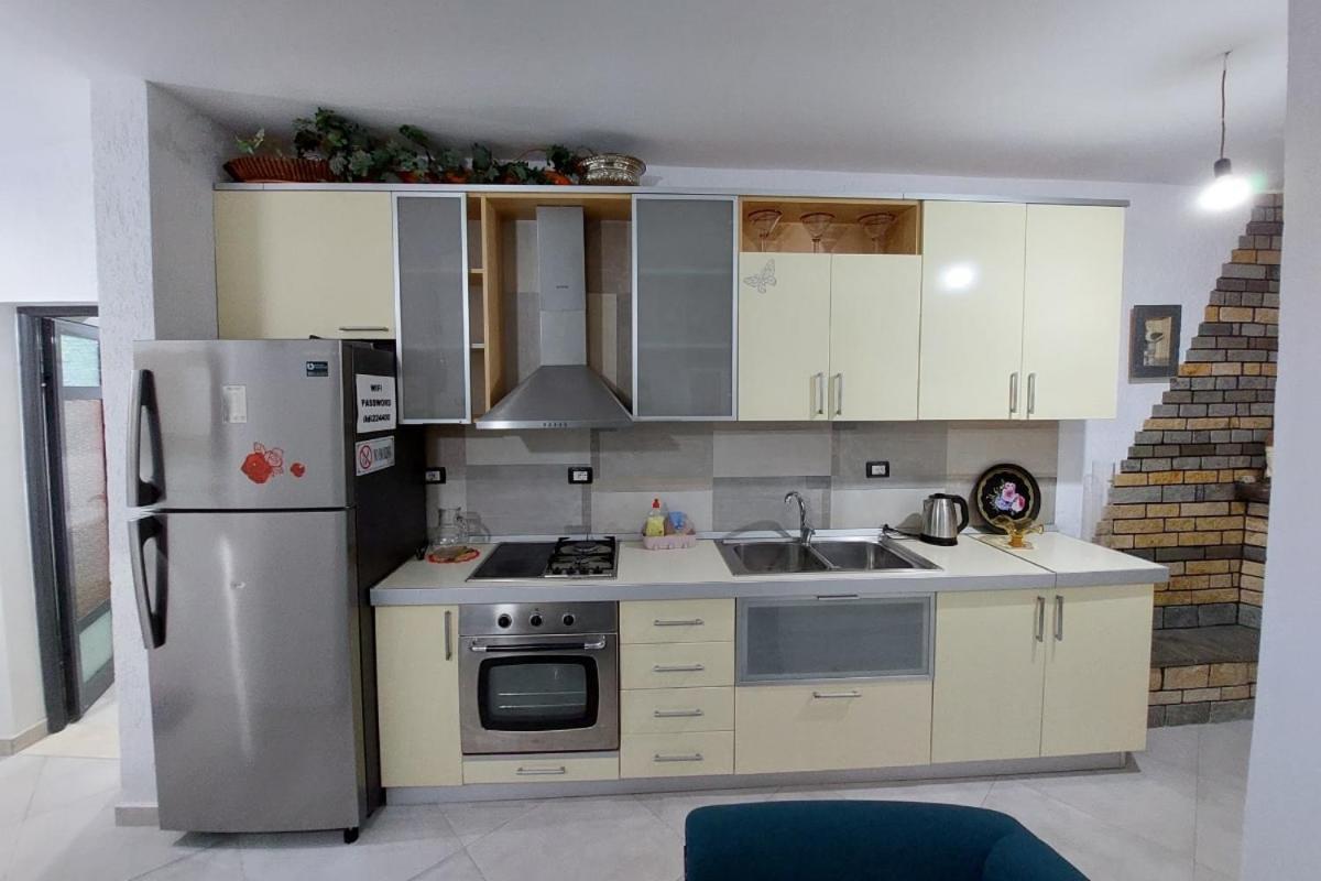 Villa Heljos Apartaments فلورا المظهر الخارجي الصورة
