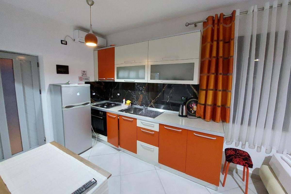 Villa Heljos Apartaments فلورا المظهر الخارجي الصورة