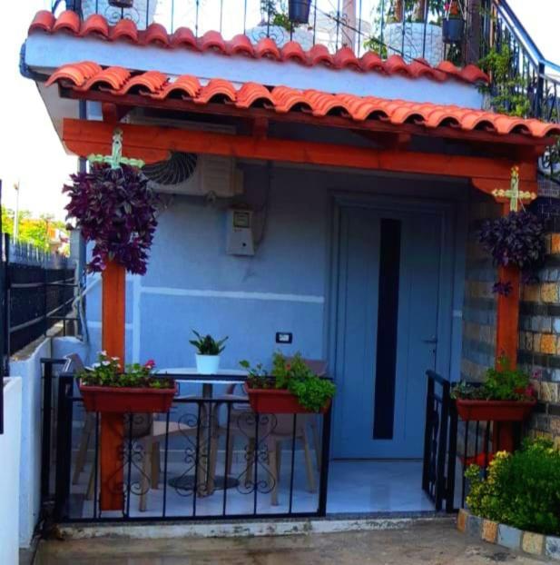 Villa Heljos Apartaments فلورا الغرفة الصورة