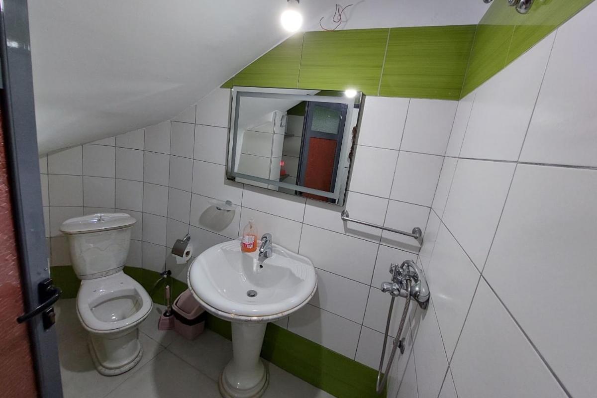 Villa Heljos Apartaments فلورا الغرفة الصورة